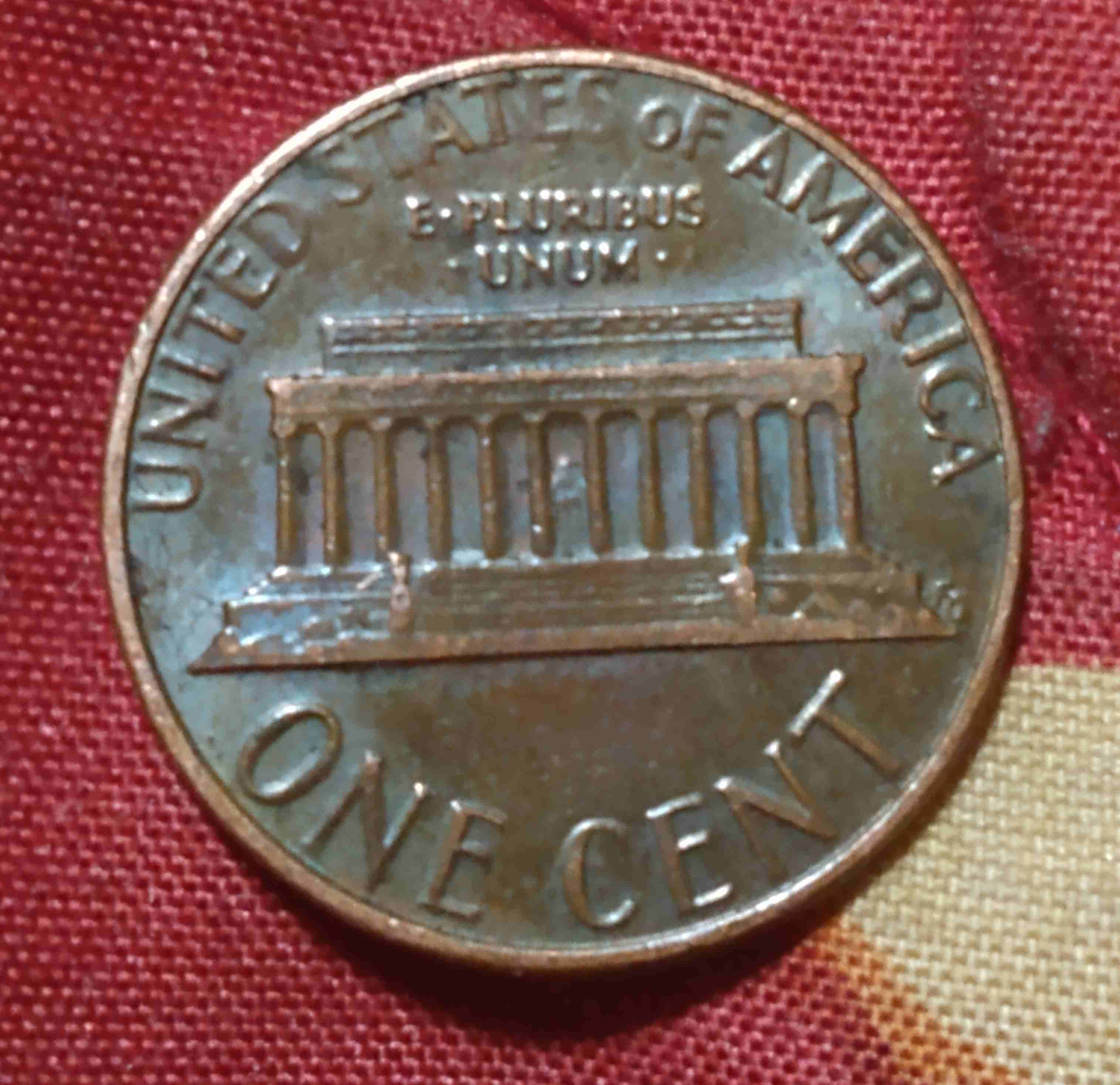 1985-Lincoln-Penny-Pearl-Look?