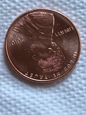 2010-D-Lincoln-Shield-Penny-From-Mint-Uncirculated-Just-Opened-Error?