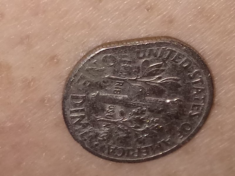2005-D-Dime-Never-Seen-This-Before-Please-Help!