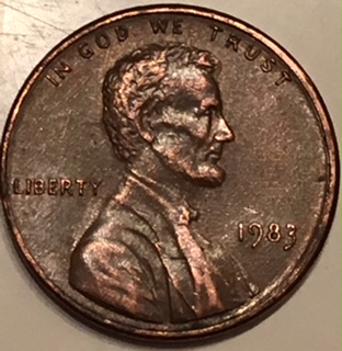 1983-Lincoln-Cent-With-A-Pretty-Big-Die-Break-At-The-Base-Of-The-Memorial!