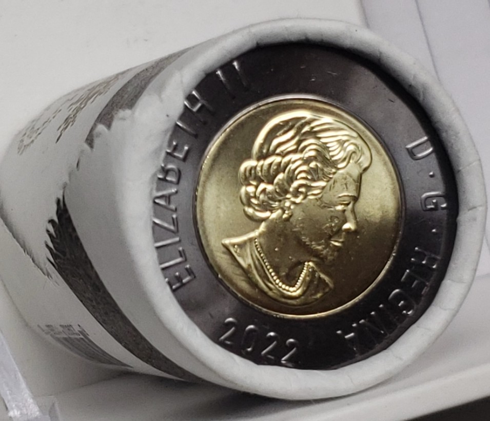 In-Memory-Of-Queen-Elizabeth-II:-2022-$2-Special-Wrap-Roll
