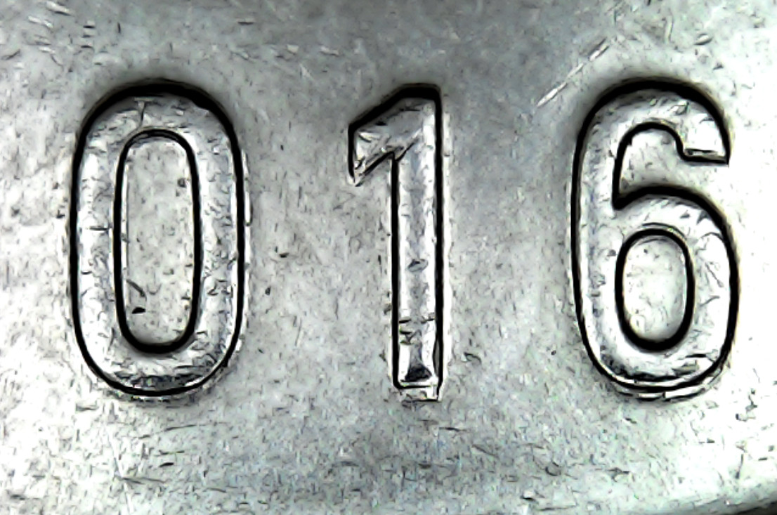 2016-Toonie-With-Doubling-Of-Some-Sort-On-Obverse,-Opinions-Appreciated.