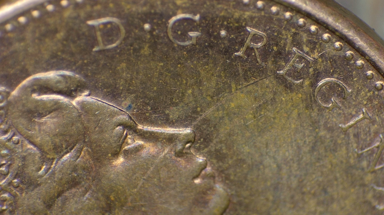 1971-Small-Cent,-Multiple-Obverse-Strike-Through-Errors