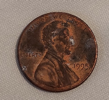 1995-Lincoln-Cent-With-Lettering-Along-Rim