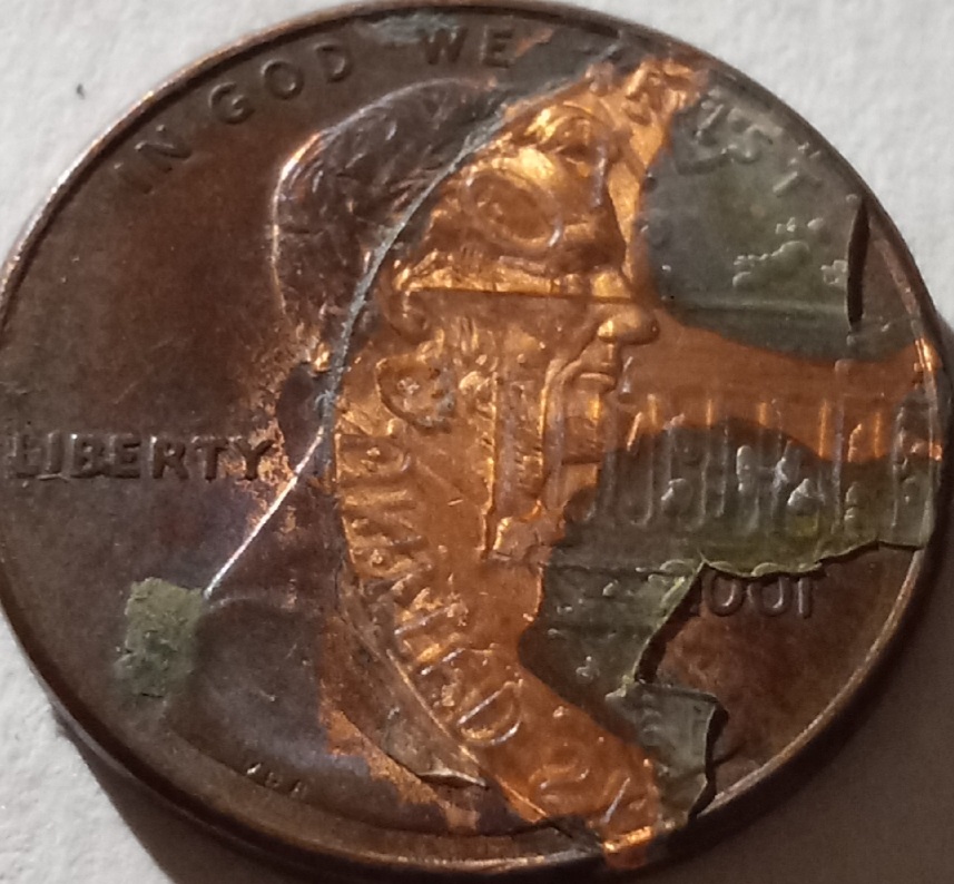 Help!-2001-Lincoln-Cent.-Impossible-Or-Legit?