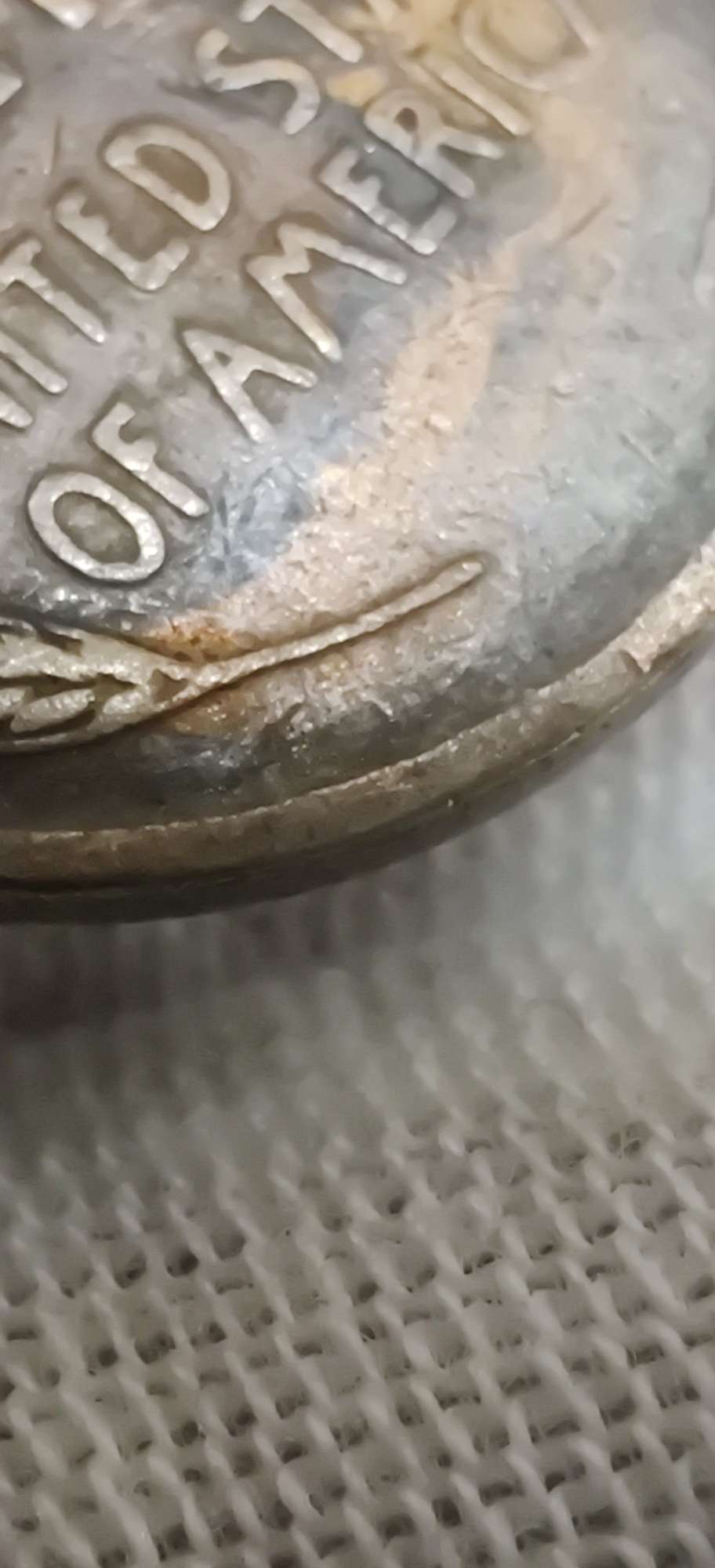 1919-Wheat-Penny-On-Dime