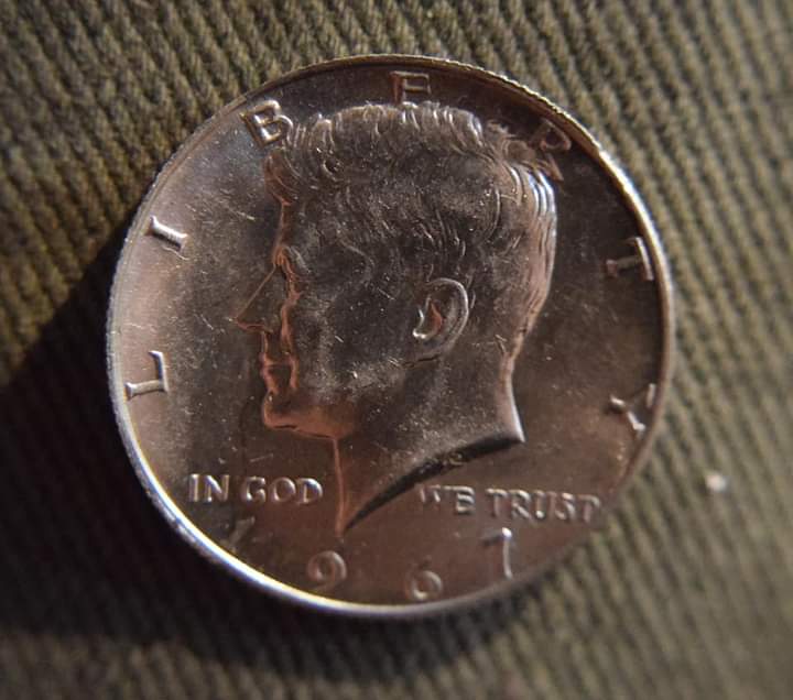 1967-Kennedy-Half---Clamshell
