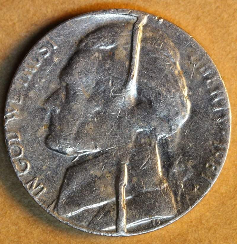 1981-P-Roosevelt-Dime---Split-Die-And-Obverse-Cud