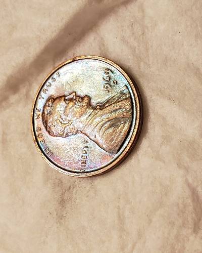 Bilateral-Collar-Crack-On-A-1969-S-Lincoln-Cent?