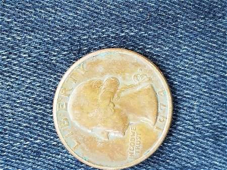 This-1974-Quarter-Has-Me-Guessing