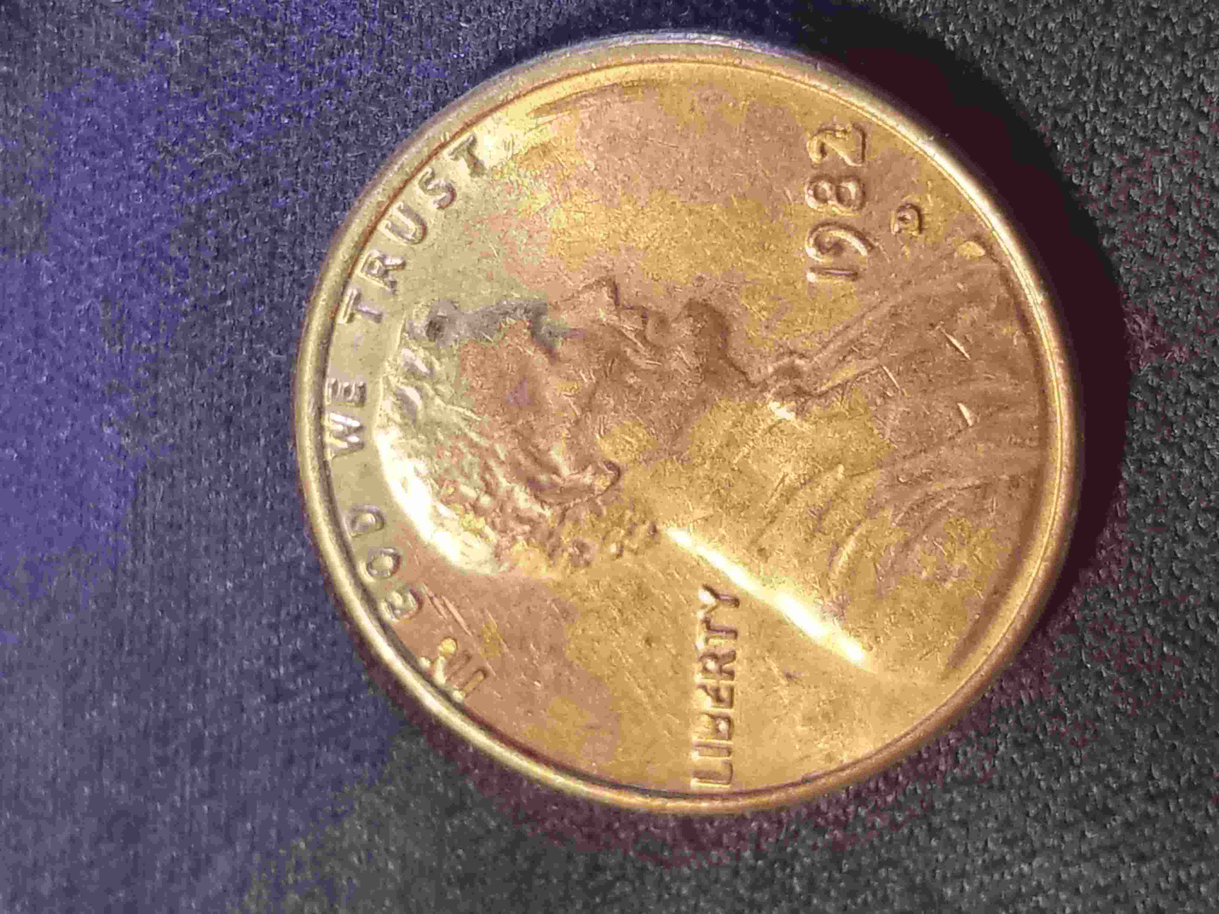 1982-D-Lincoln-Cent,-I.d.h?-DDO-On-Foot-Of-2.