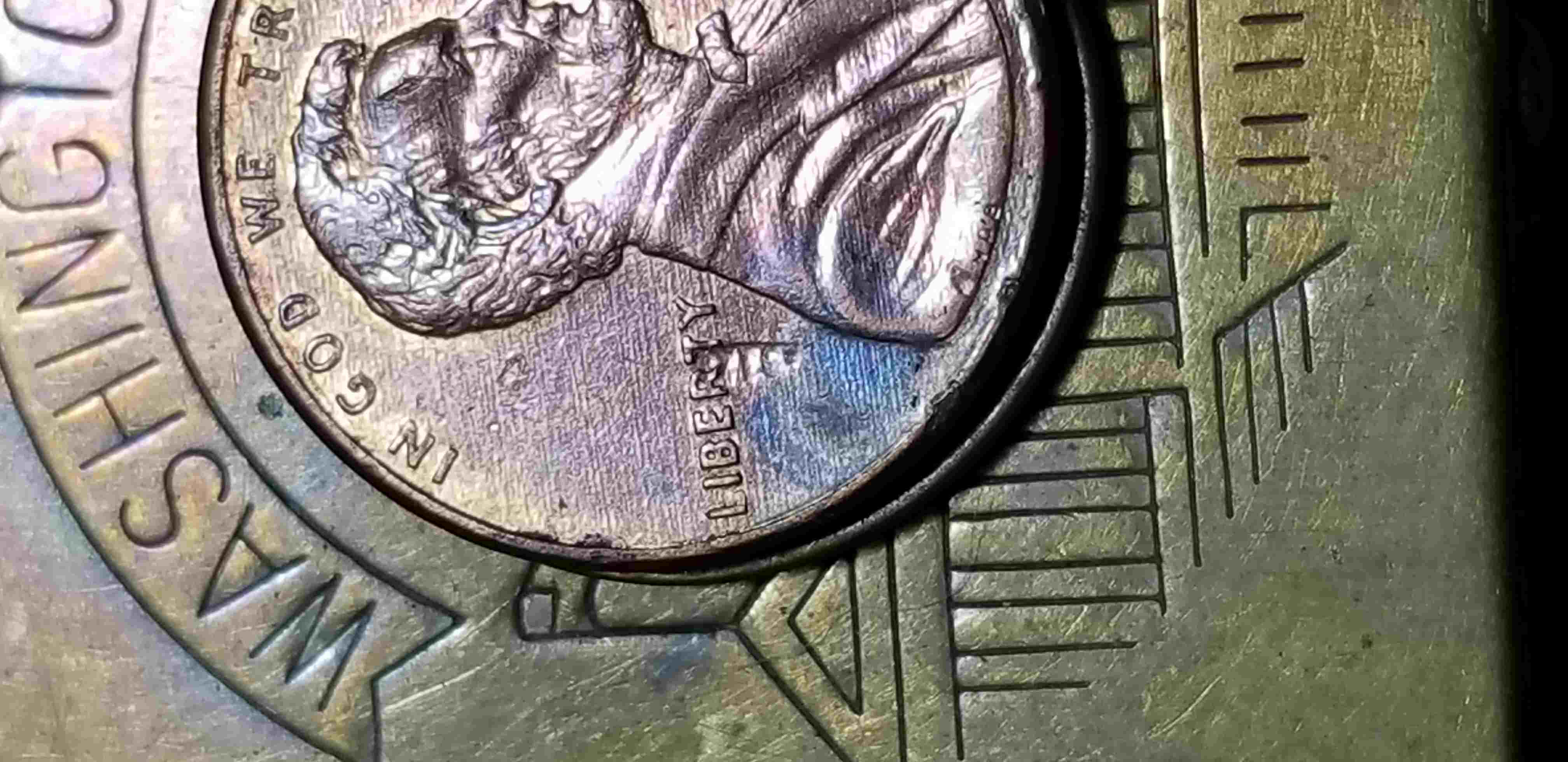 2004-D-Lincoln-Cent--Damage?