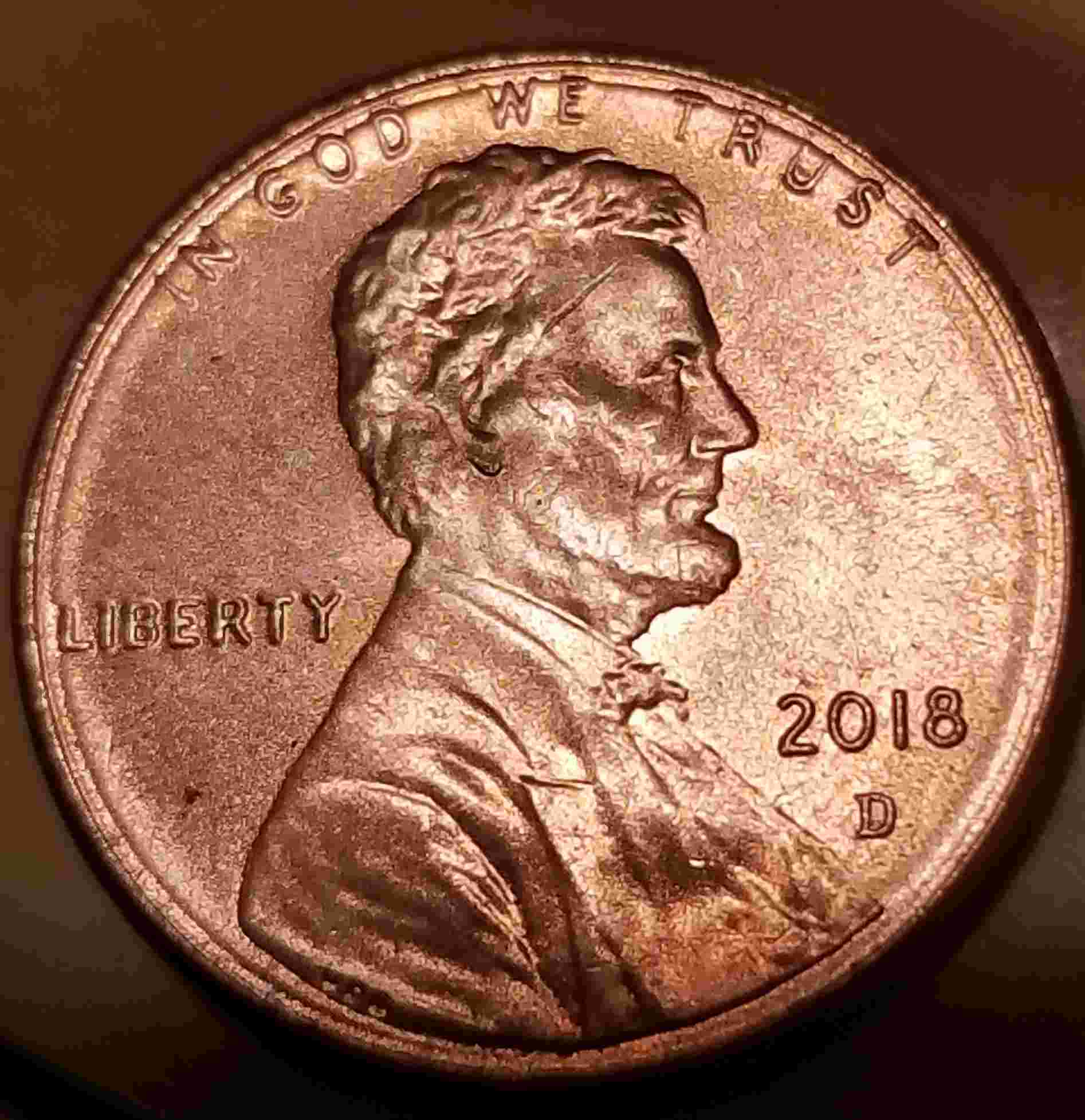 2018-D-Lincoln-Sheild-Penny--Heavy-On-Topfront-And-Bottom-Back,--Error?