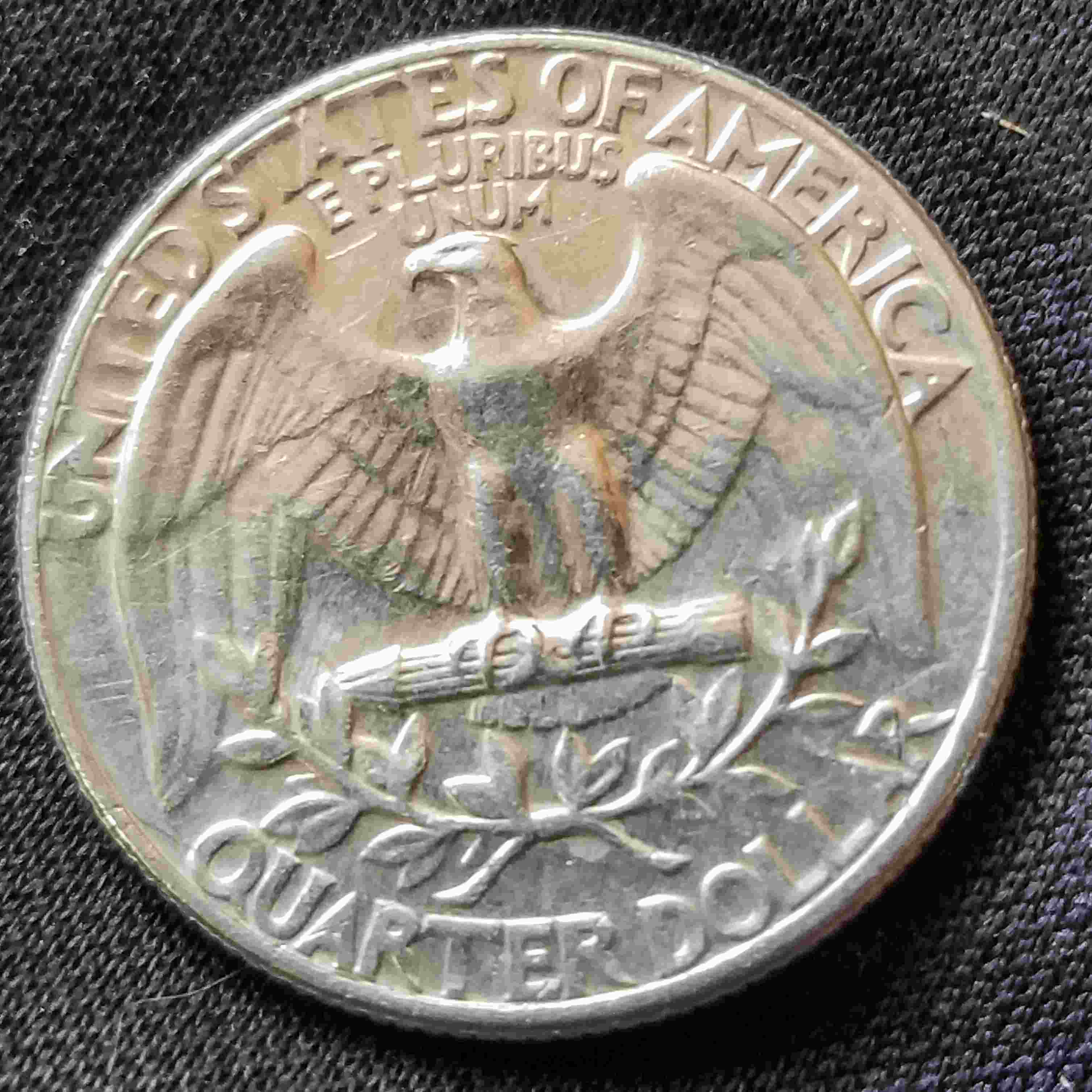 1972-D-Washington-Quarter,--Thread-Perhaps-On-Eagles-Right-Wing