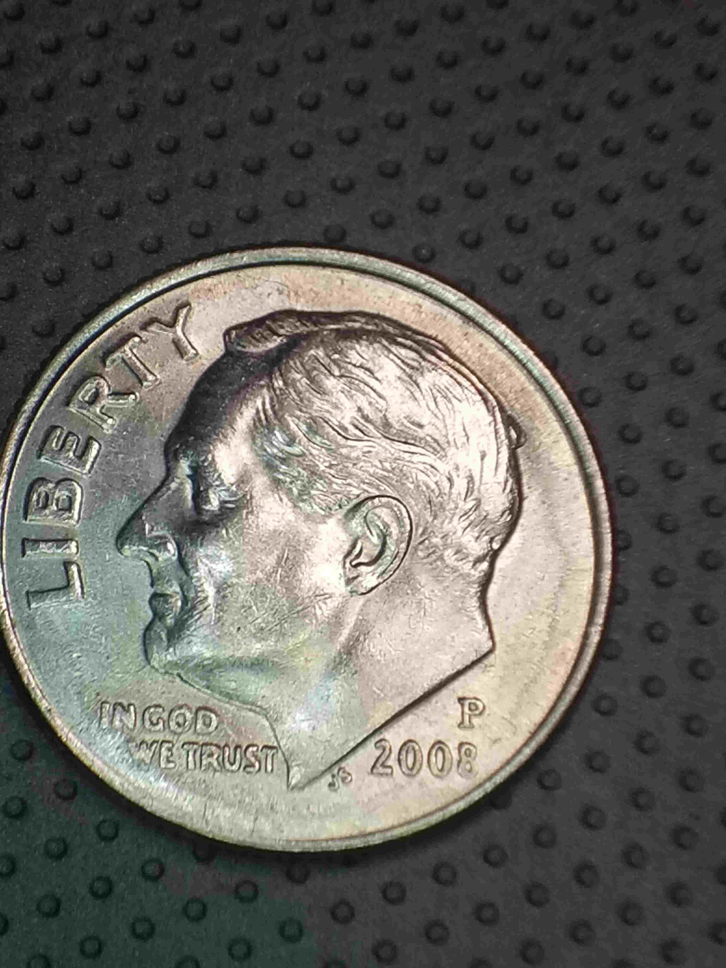 2008-P-Roosevelt-Dime-Shaped-Silhouette-Chip-On-Head?