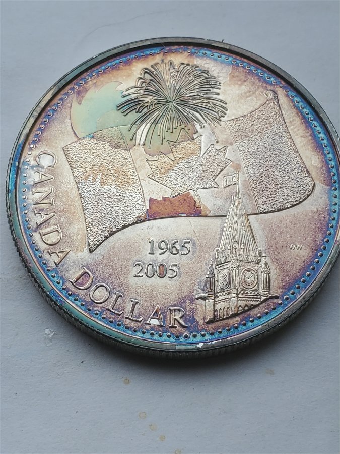 Need-Help-Identifying-Error-On-Silver-Dollar-1965--2005?
