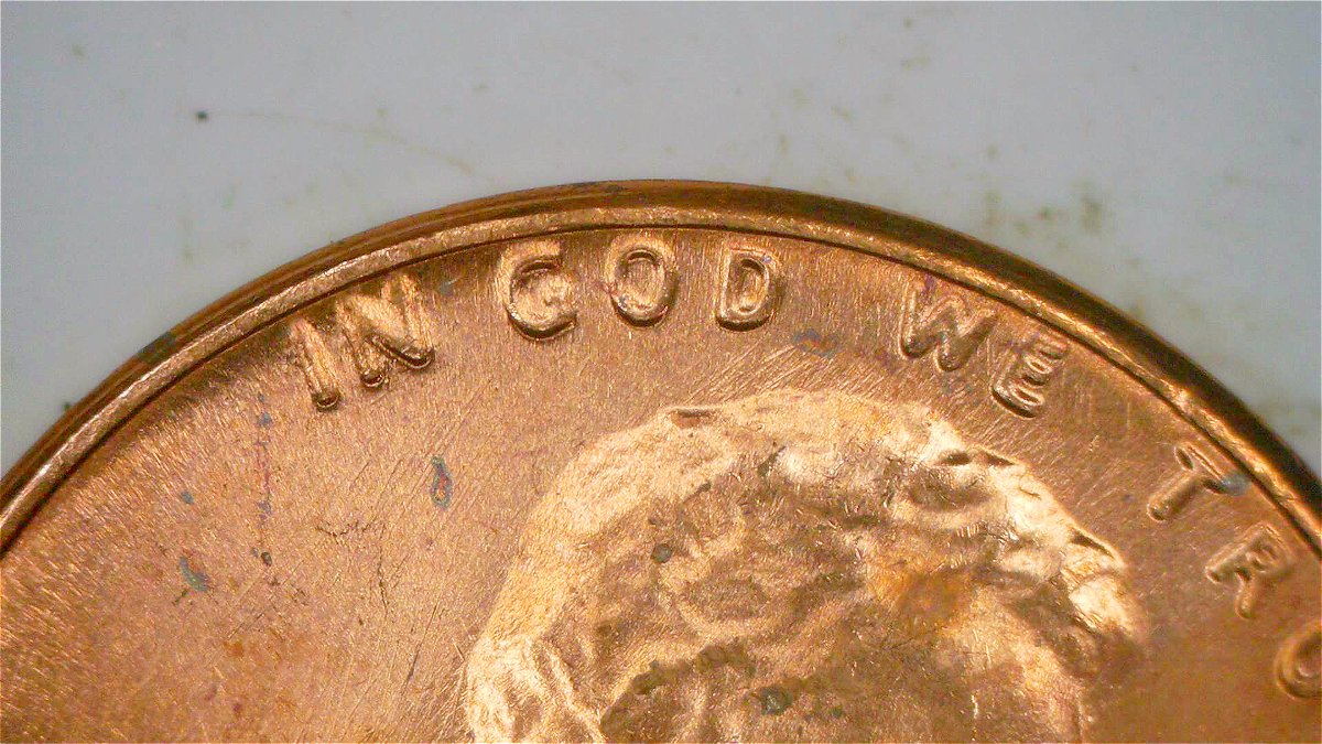 1982-Large-Date-Copper-Looks-Like-DDO-But-I-Seem-To-Be-Seeing-Things