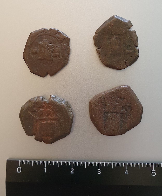 Fake-Coins?-Old-Looking-Copper-Coins.