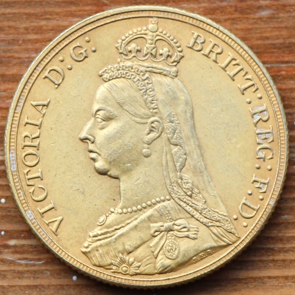 Is-My-1887-2-Pounds-Victoria-A-Fake?