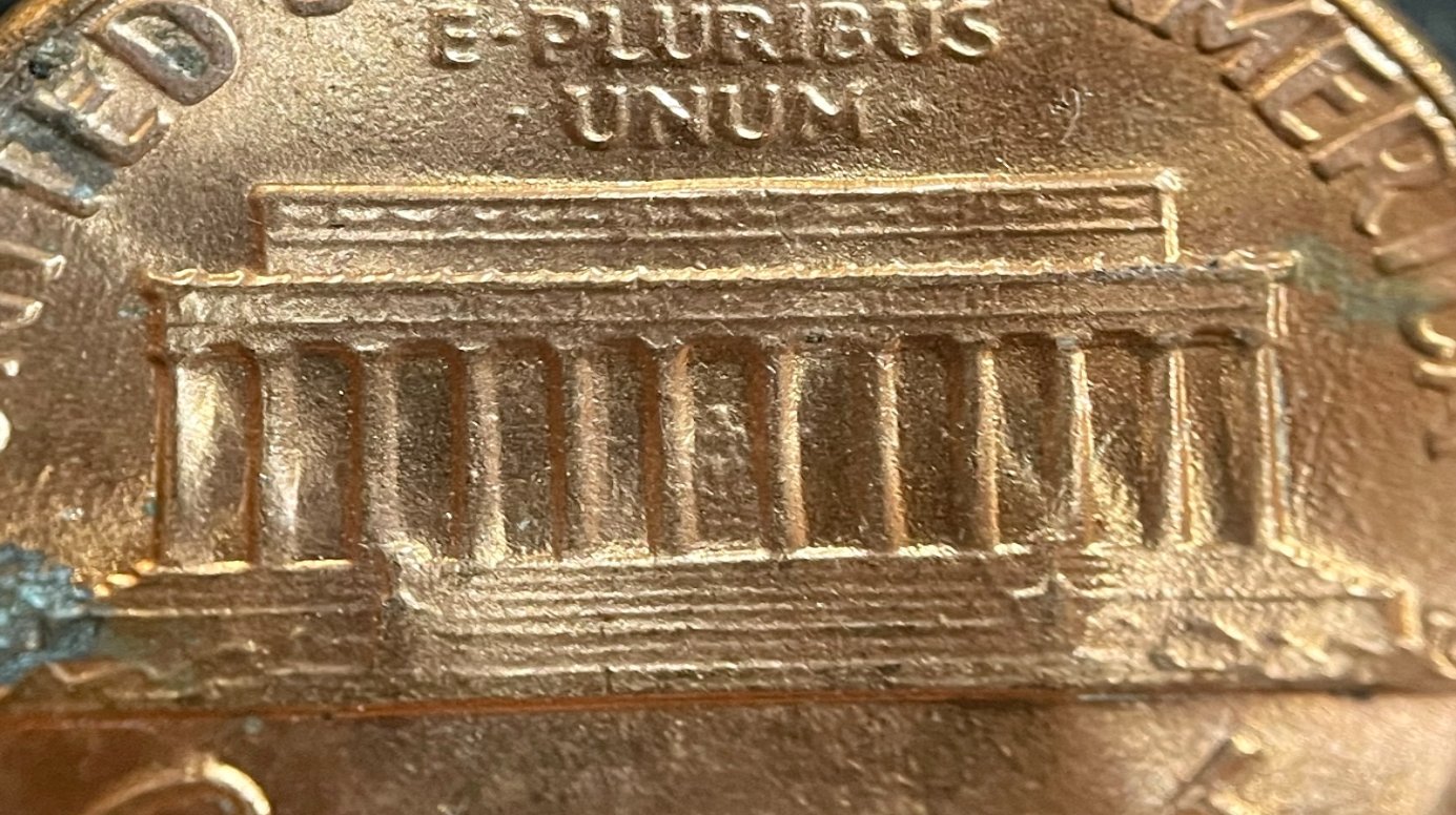 1985-D-Penny---Looks-Like-Memorial-Is-Doubled