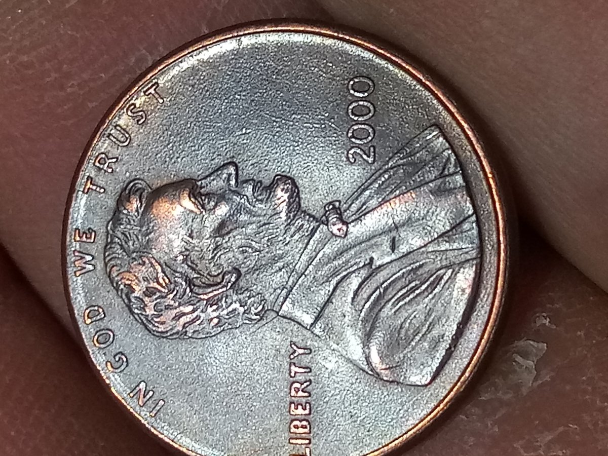 2000-Lincoln-Cent.-Strange-