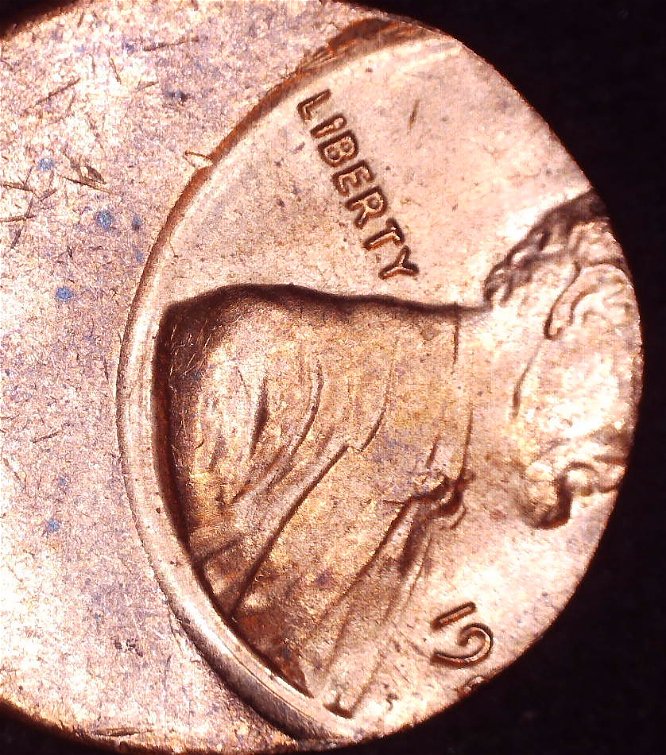 198?-Lincoln-Cent-,-But-Only-50%-Of-Stamp-Visible.-Please-Advise!-Thanks