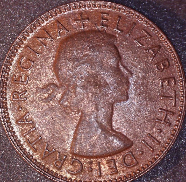 I-Think-I-Have-A-1954-Australian-1/2-Penny/-Double-Die-On-OBV-&-3-Legs-Kang