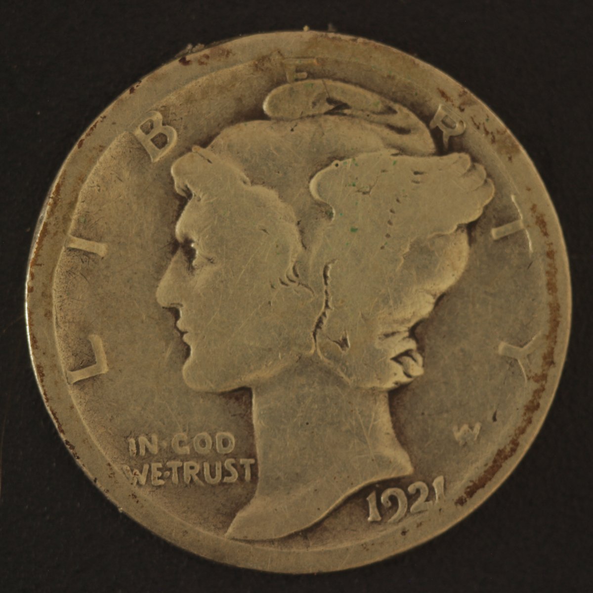 Glare-And-Brightness-Of-A-Coin