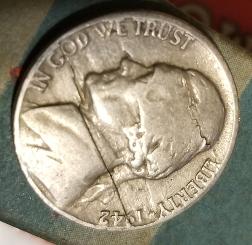 1942-War-Nickle-Die-Crack?