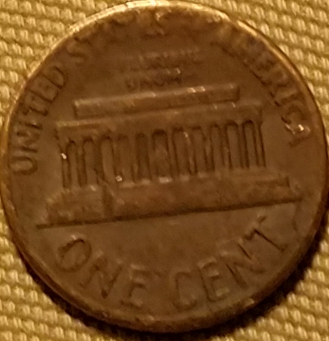 Anybody-Know-What-This-Is?