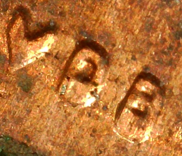 2010-P-With-Very-Thick-VDB-Initials.