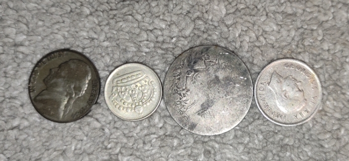Junk-Shop-Finds---A-Very-Lucky-Day