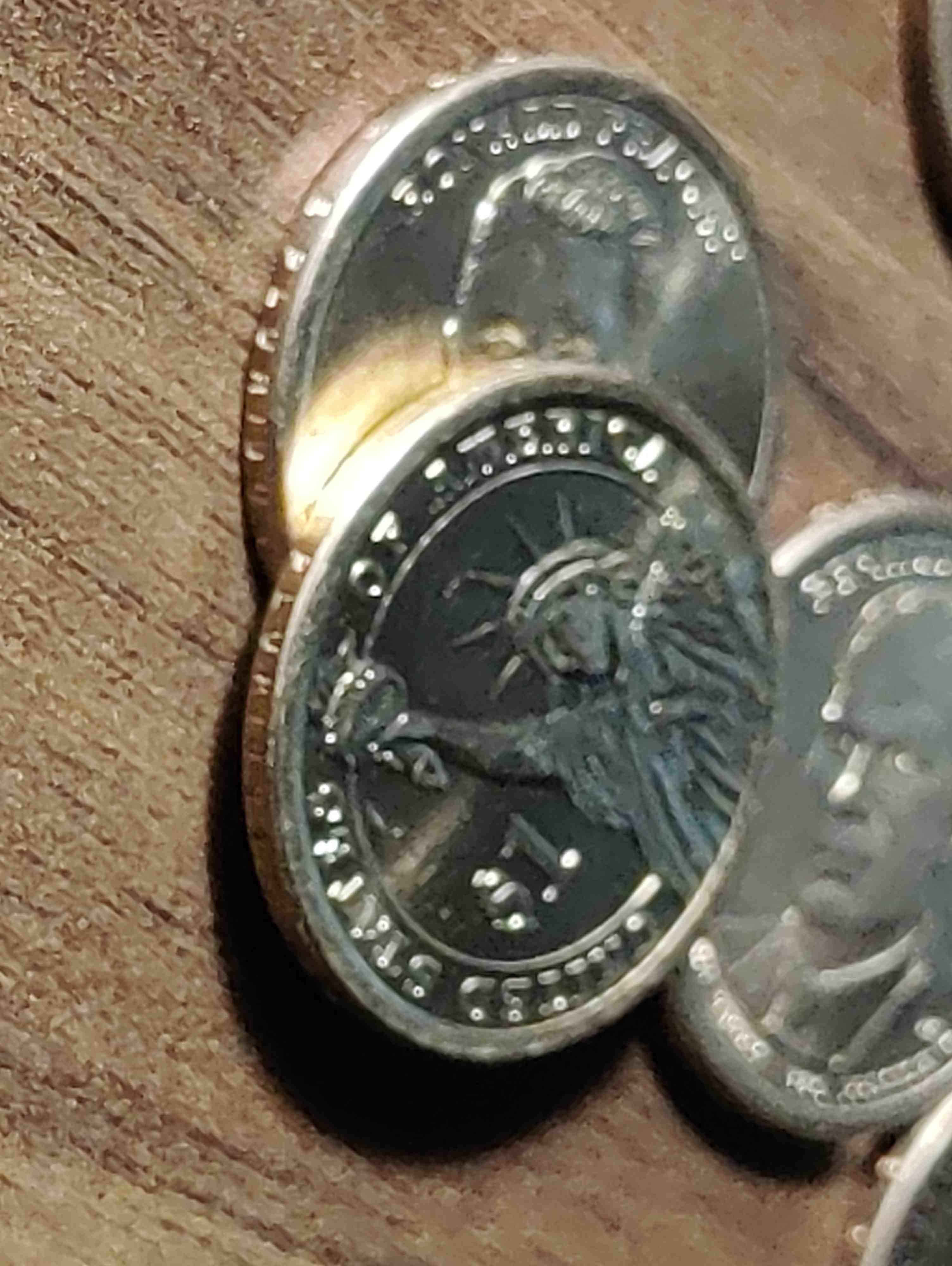 Is-This-The-Error--2016-Ronald-Reagan--Presidential-Dollar-Missing-Edge-Lettering-