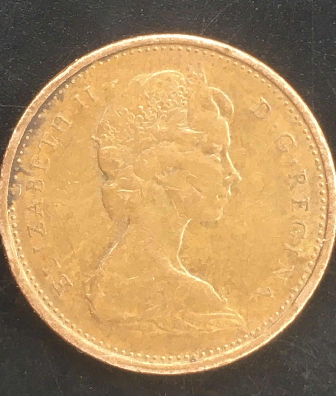 1976-1cent-Canadian-Coin-For-Grading