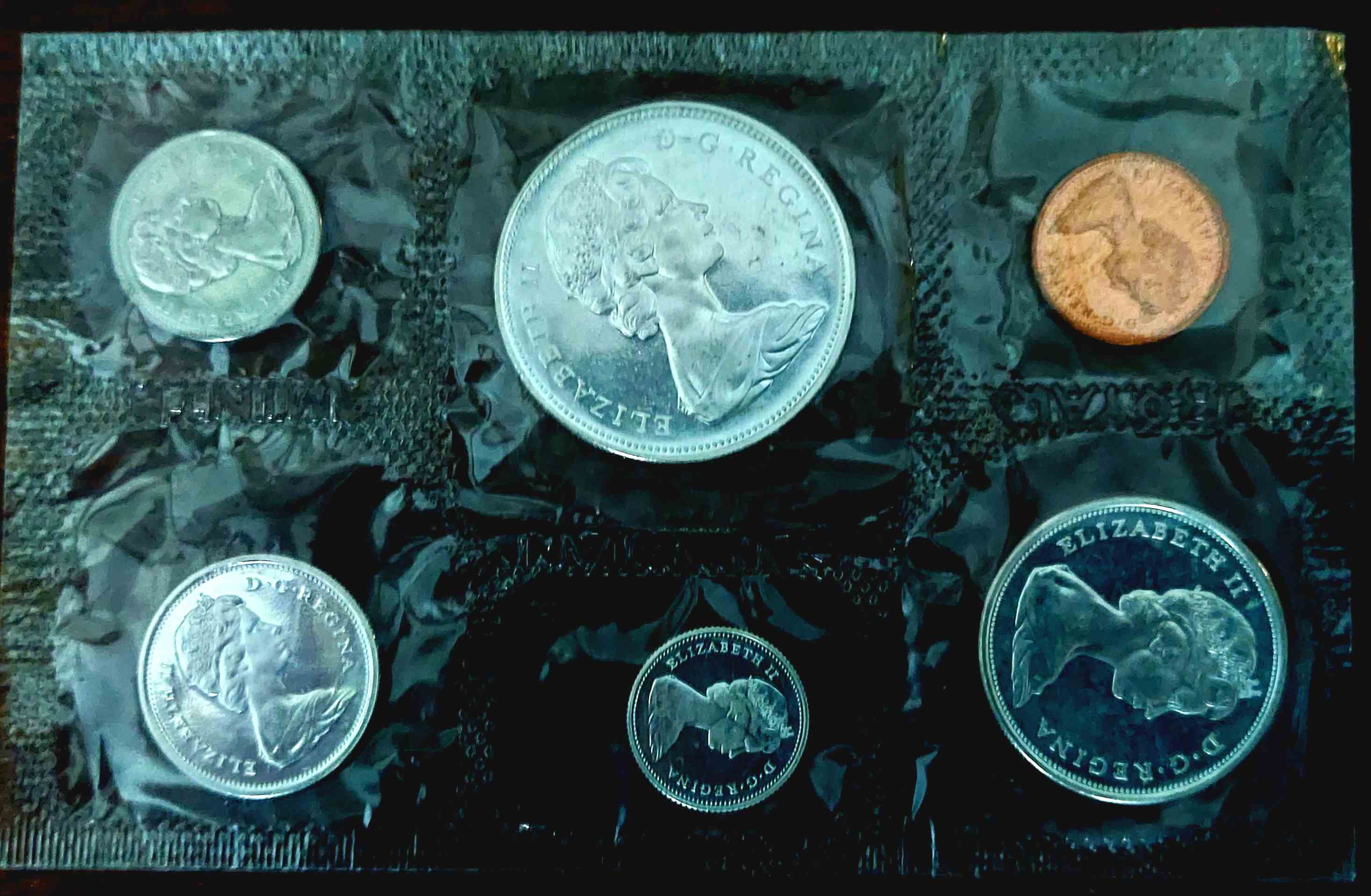 Queen-Elizabeth--1966-Coin-Pack