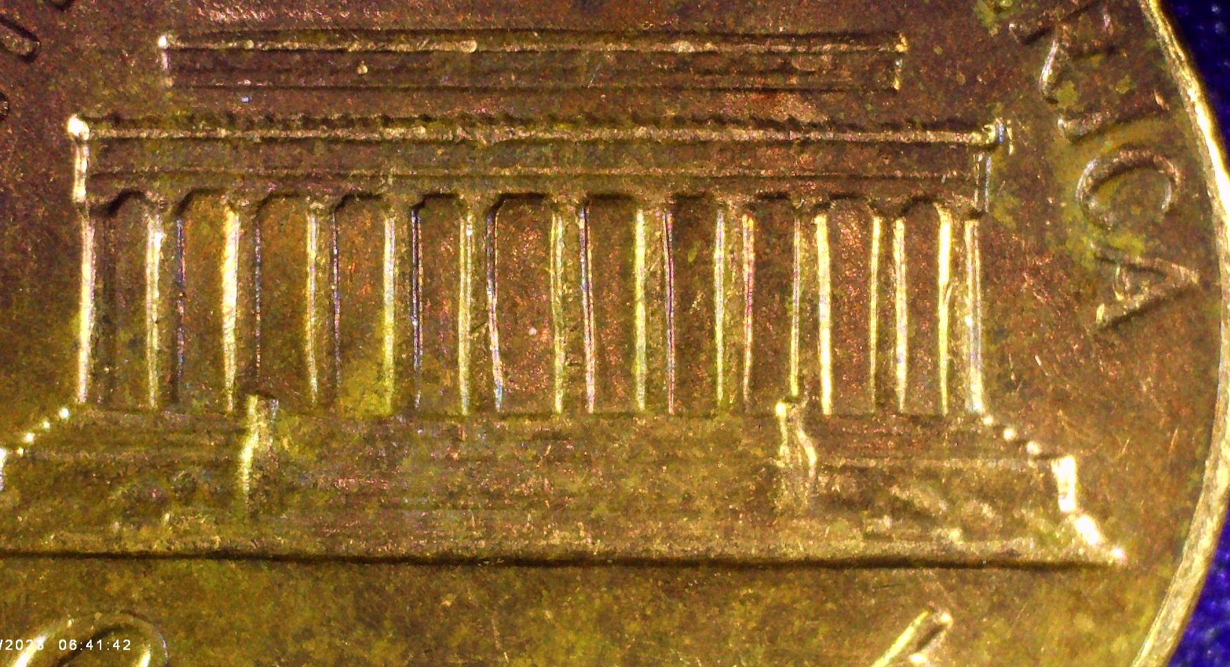 1969-D-Penny-W/-No-FG-And-Floating-Roof
