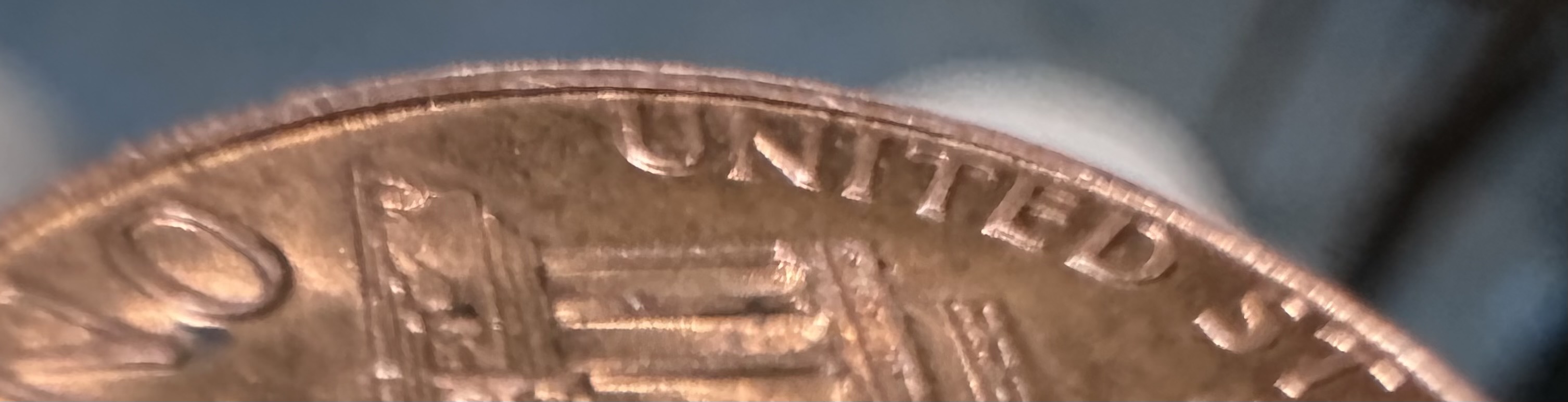 1973-D-Lincoln-Memorial-Cent-Obverse-Cud?