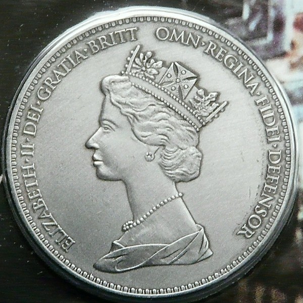 Let's-Celebrate-Queen-Elizabeth-II.