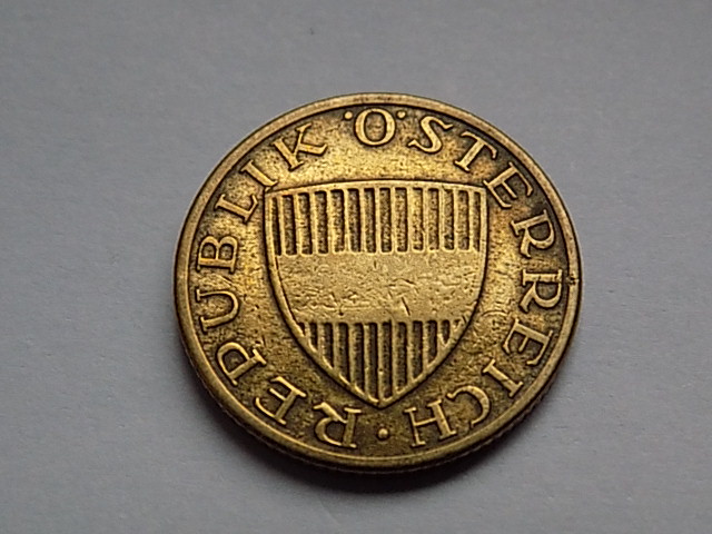 Around-The-World-With-Coins---A-Coin-Geography-Game