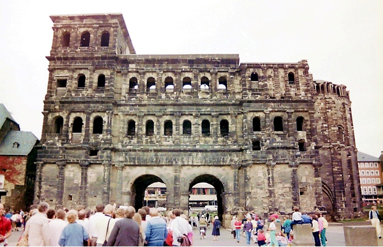 Post-Your-Coins-Depicting-Places!