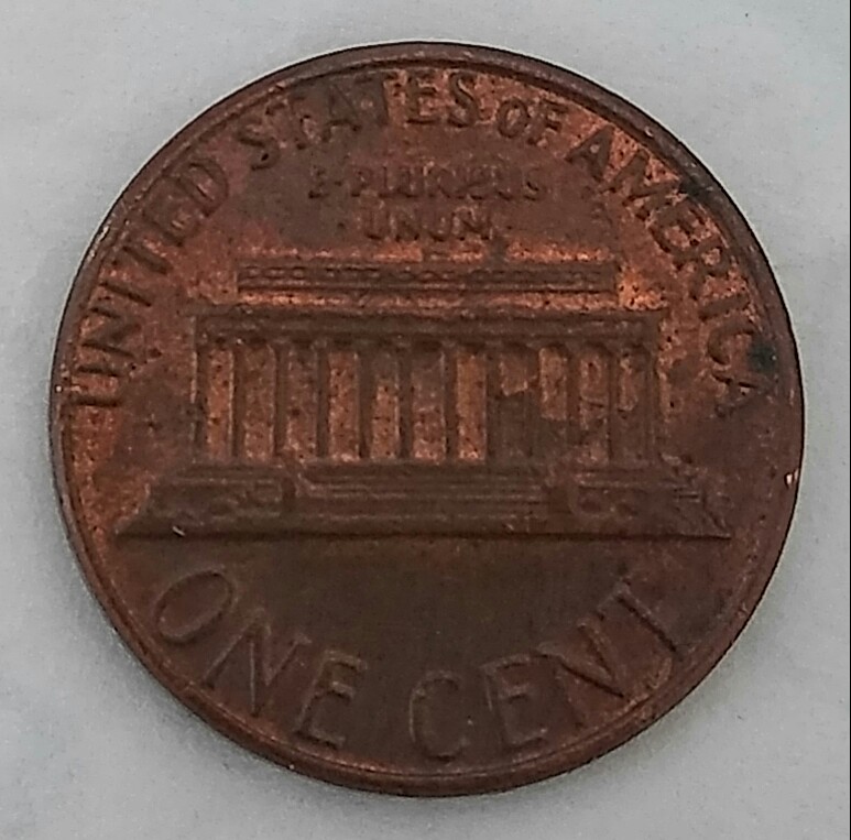 Need-Help-1982-D-Lincoln-Penny---Large-Date-Or-Small-Date-?