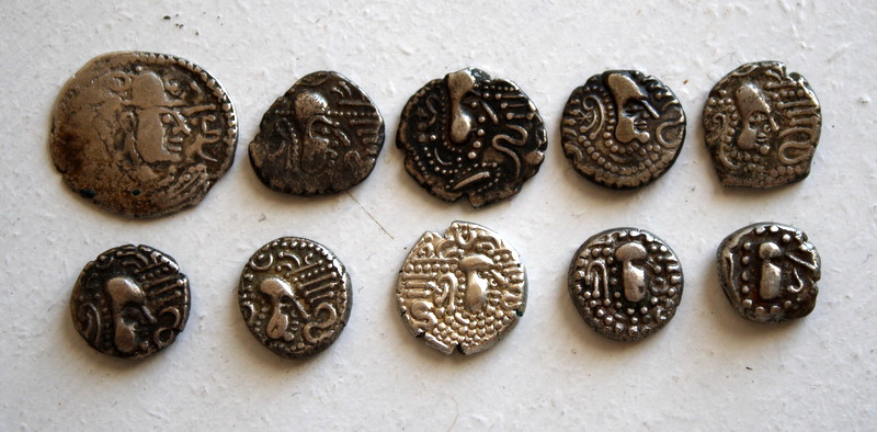 Help-With-A-Sassanian,-Gadhaiya-Silver-Coin-?
