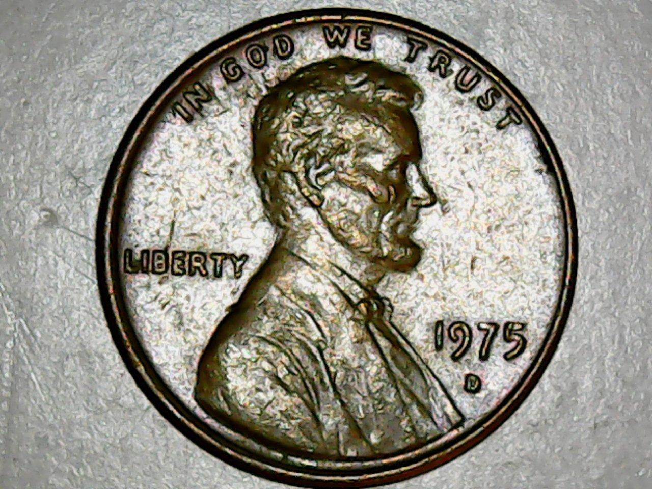 Is-There-A-Slanted-5-Variation-On-The-1975-D-LMC--?