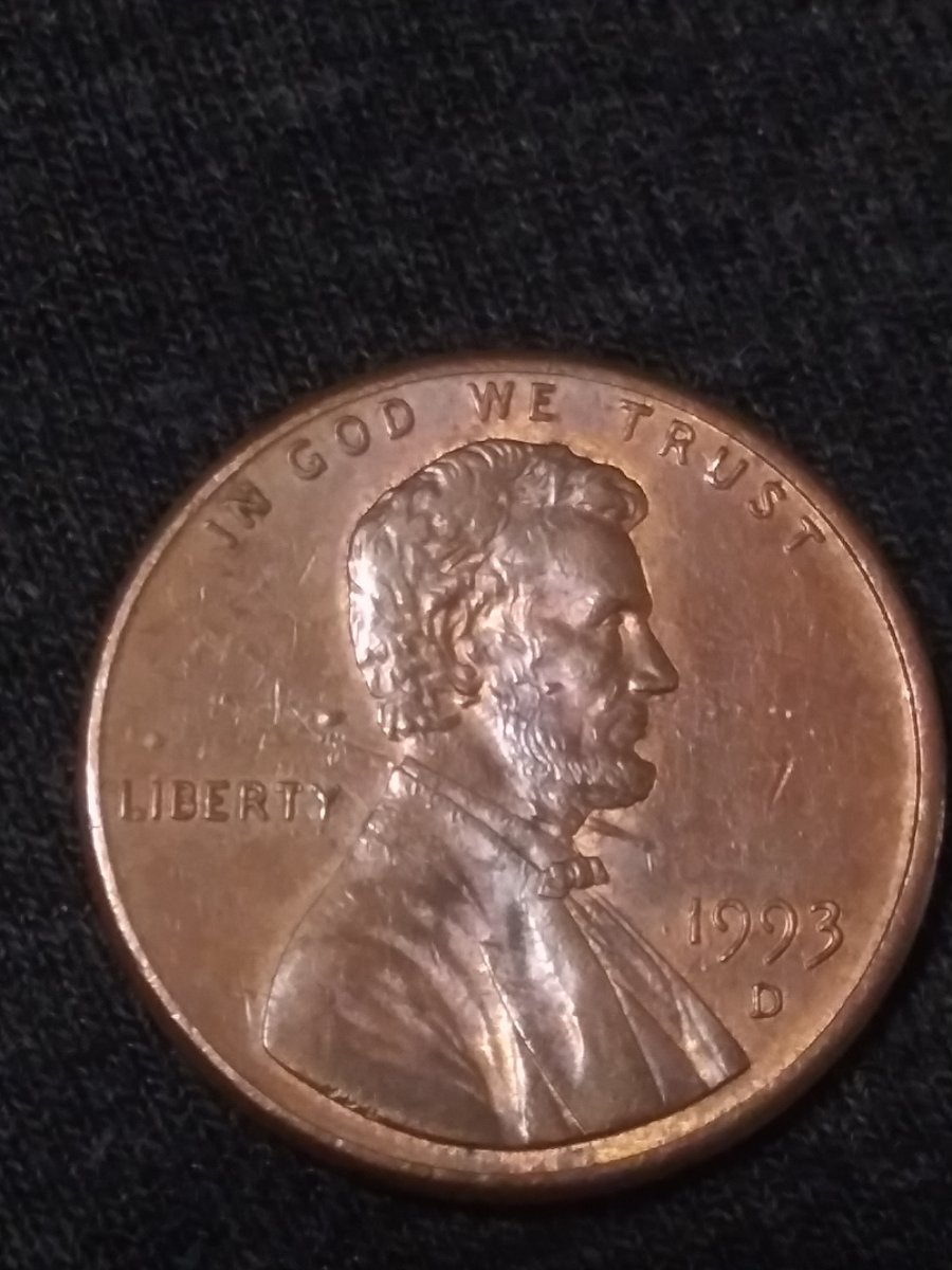 1993-Lincoln-Penny-D--Is-This-A-Die-Crack?-I'm-Just-Learning.