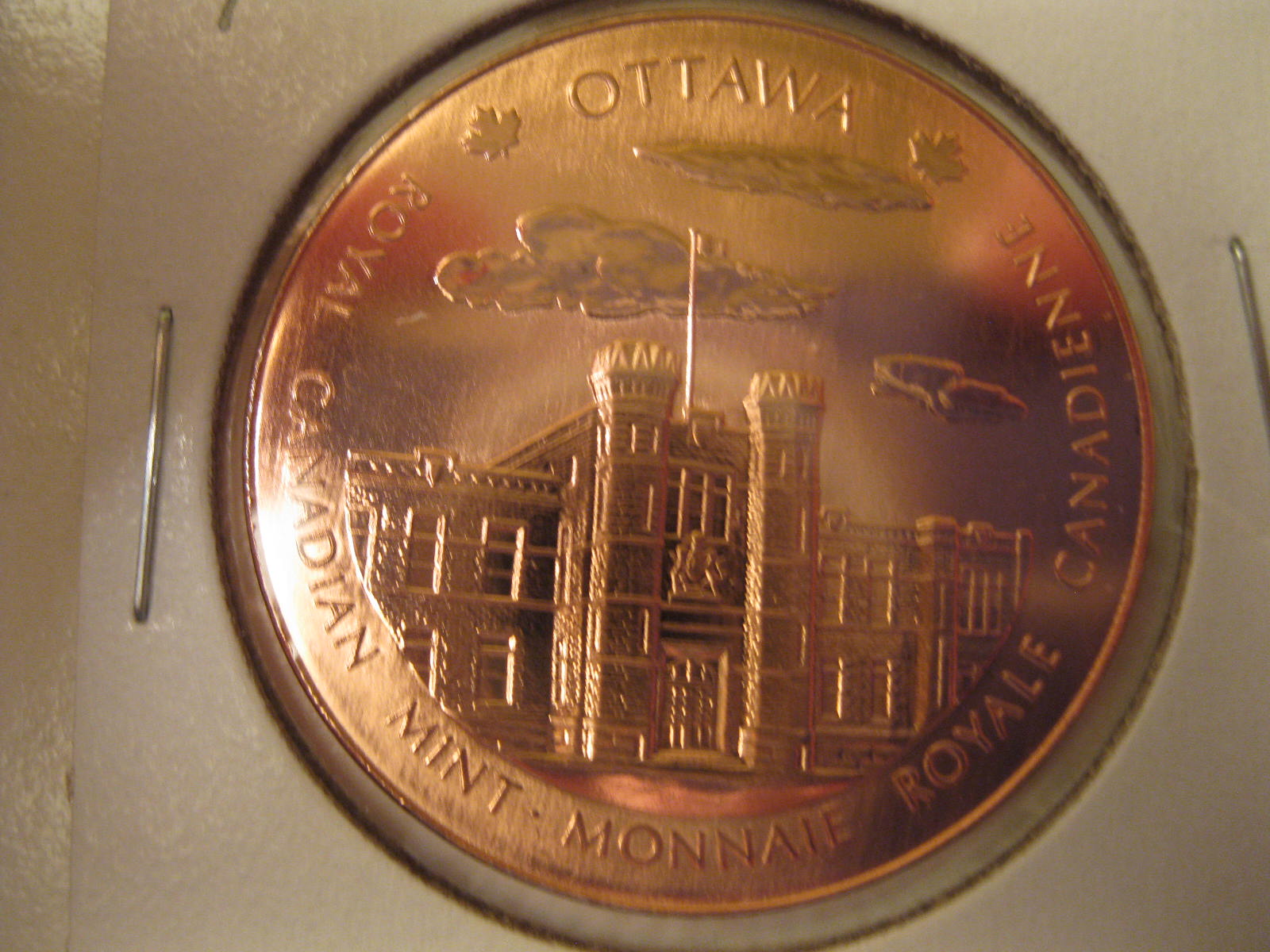Royal-Canadian-Mint---1976-Inauguration-Medal-Of-Winnipeg-Plant