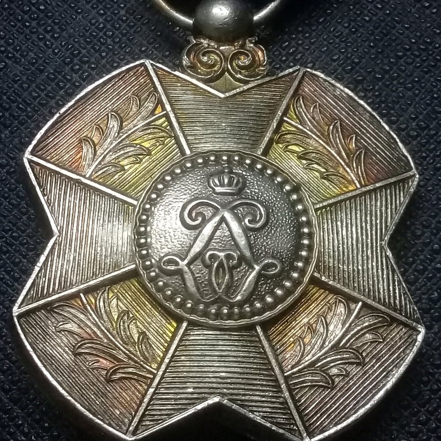 Please-Your-Opinion-Leopold-2-Medal-1890