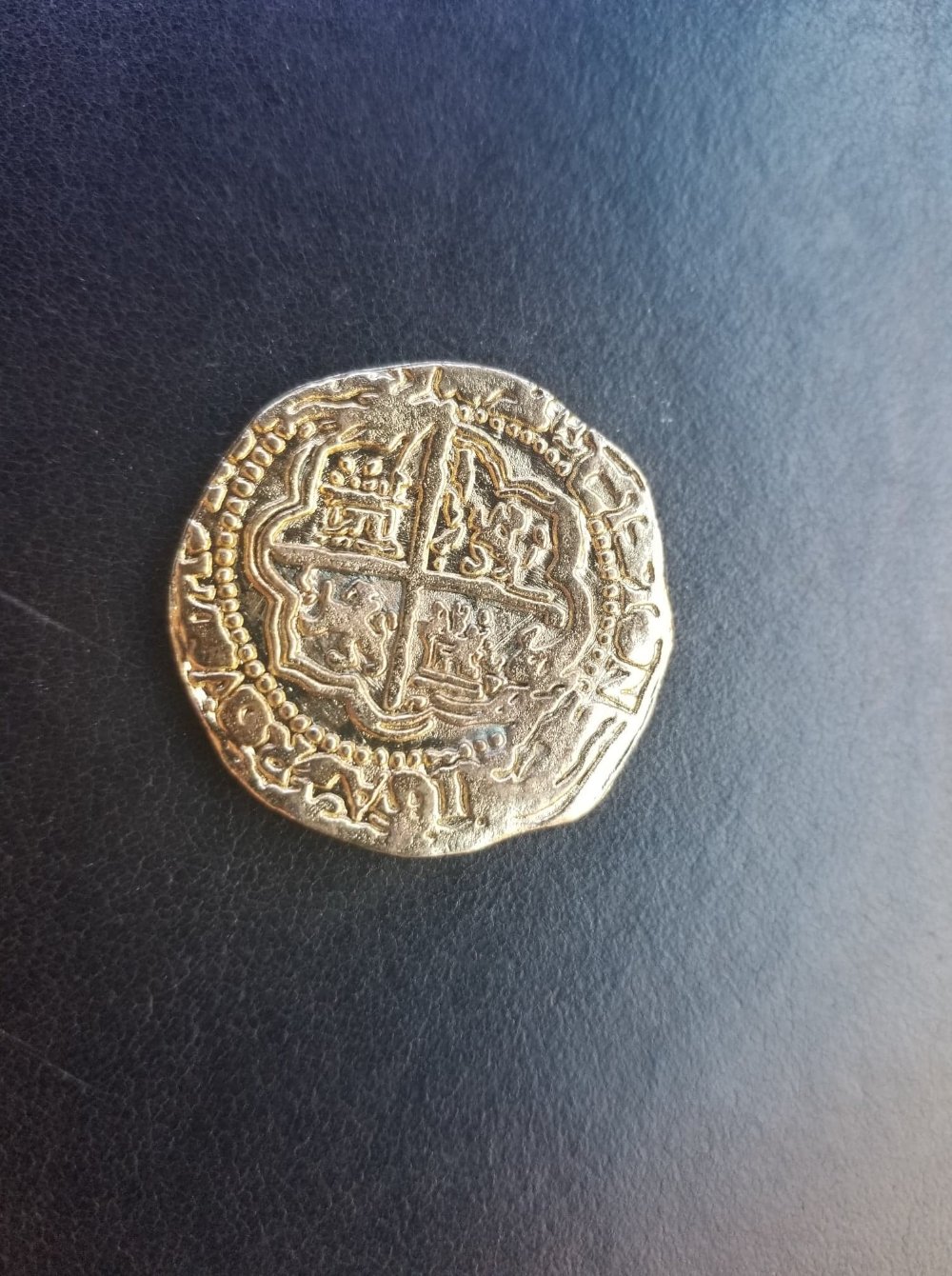 Is-This-A-Real-Coin?-1600s-Spanish-Silver-Dollar-Phillip-IV-D'espagne