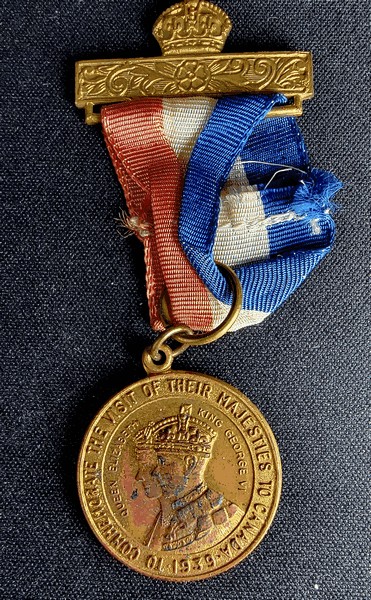 1939-Royal-Visit-Medallion