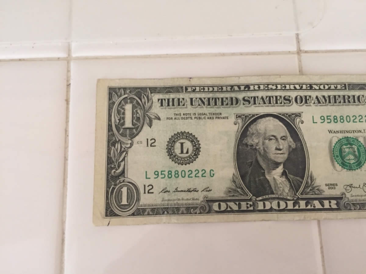 $1-Bill-Very-Light-Offset-Printing-Error?