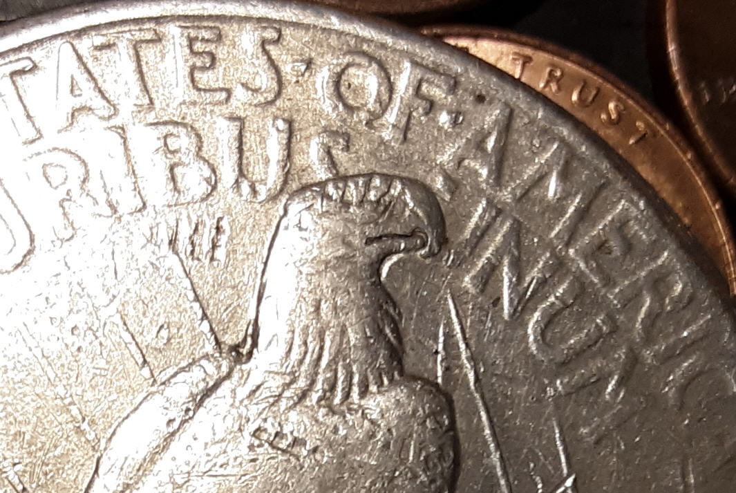 1922-S-Peace-Dollar-Is-This-An-Error-Or-Just-Worn?
